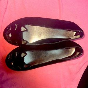 Size 1 girls flats